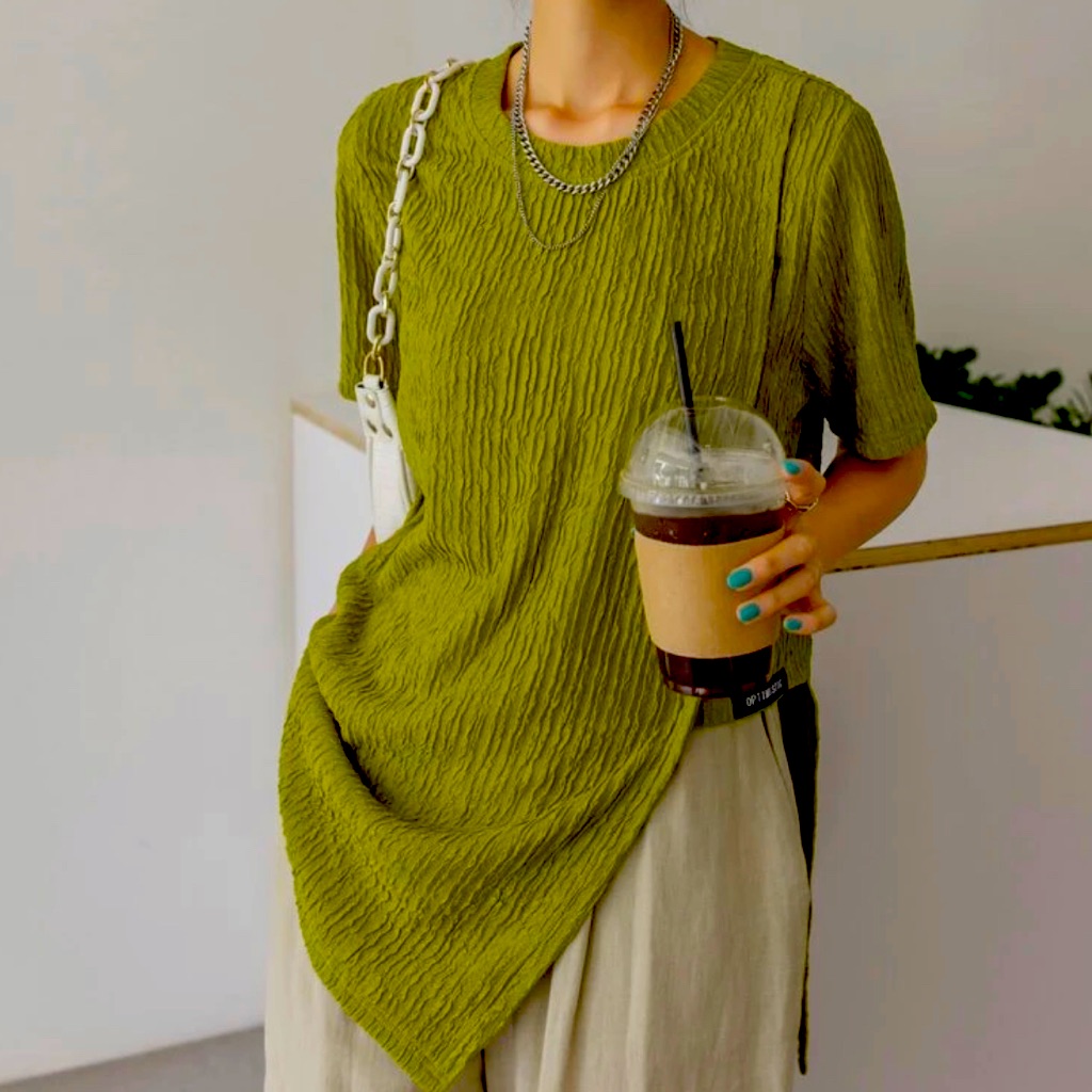 Dazy Solid Slit Textured Tee